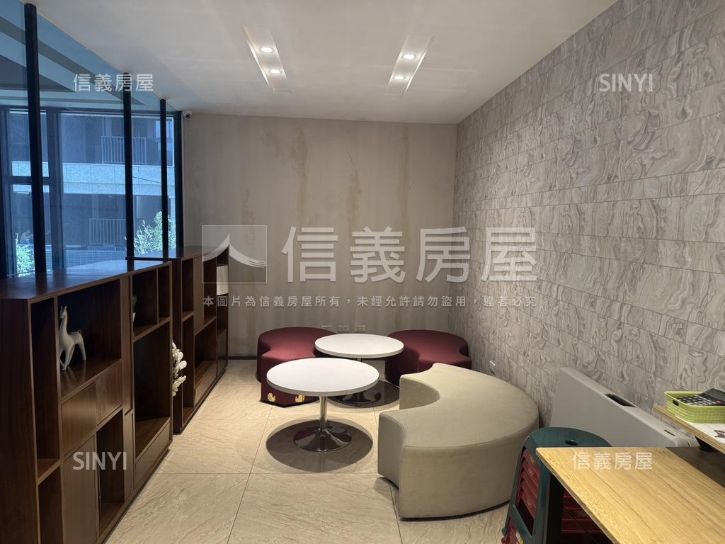幸褔樂高樓美三房房屋室內格局與周邊環境