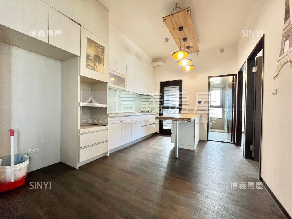 稀有釋出兩房平車視野戶房屋室內格局與周邊環境