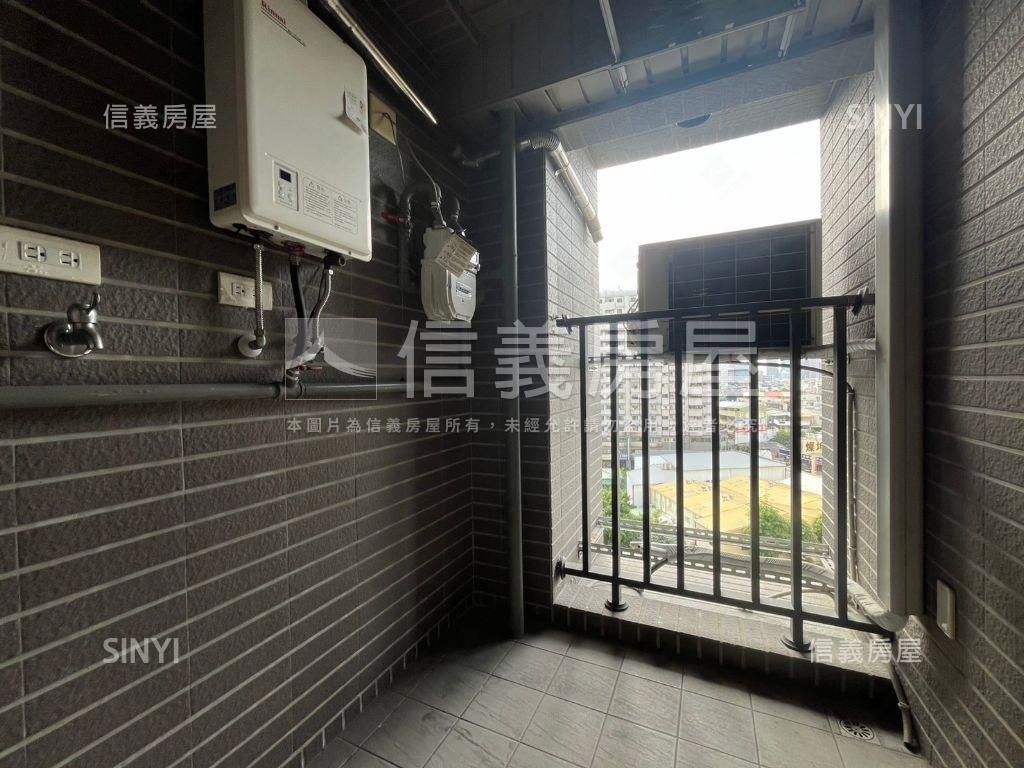 稀有釋出兩房平車視野戶房屋室內格局與周邊環境