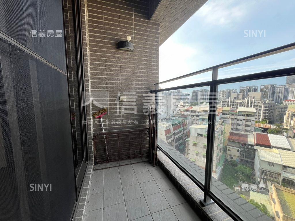 稀有釋出兩房平車視野戶房屋室內格局與周邊環境