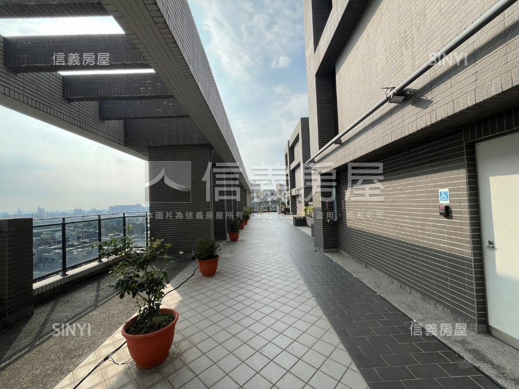 稀有釋出兩房平車視野戶房屋室內格局與周邊環境