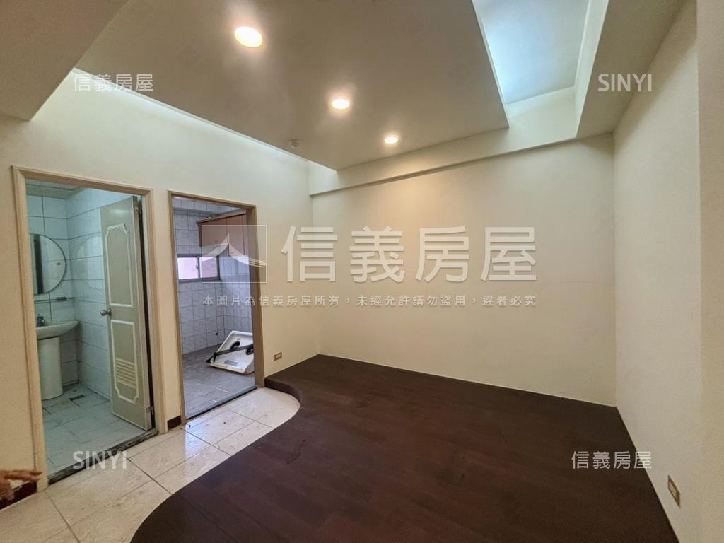 翡翠宮庭Ａ房屋室內格局與周邊環境