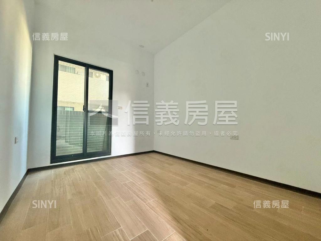 成大寶仁全新三房平車房屋室內格局與周邊環境