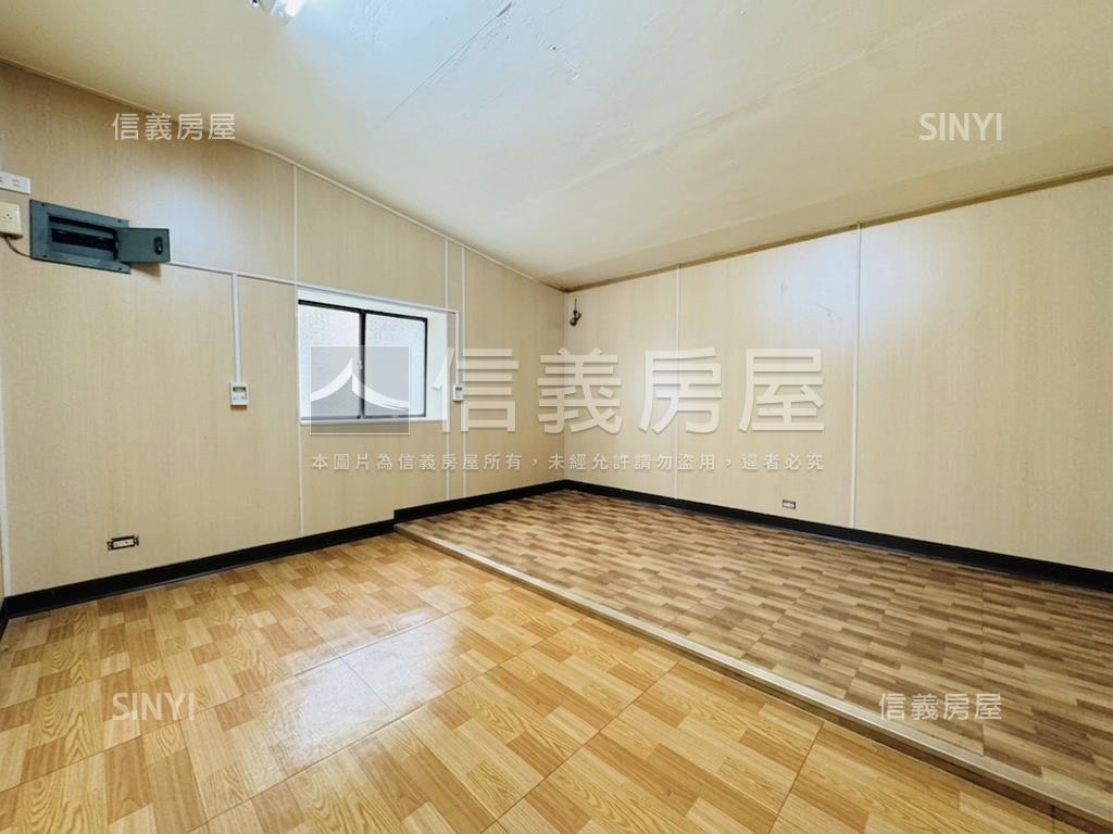 近中央公園文武正街三角窗房屋室內格局與周邊環境