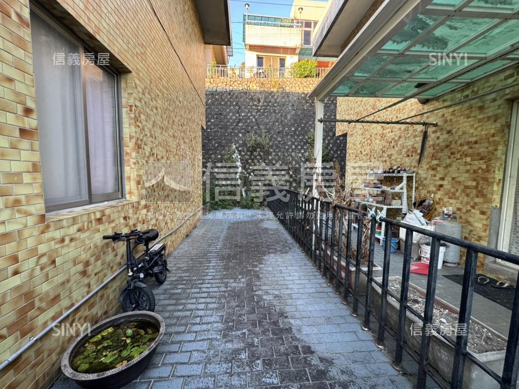 三峽區白雞國王山莊透天房屋室內格局與周邊環境