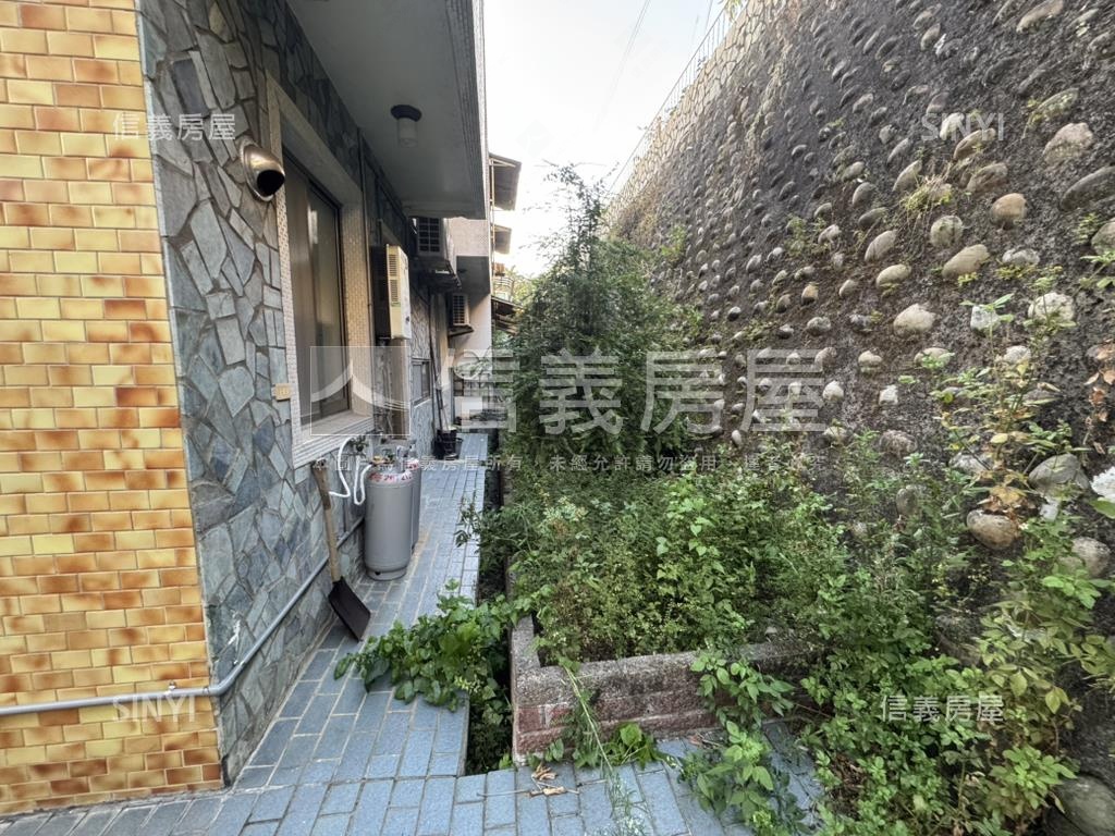 三峽區白雞國王山莊透天房屋室內格局與周邊環境