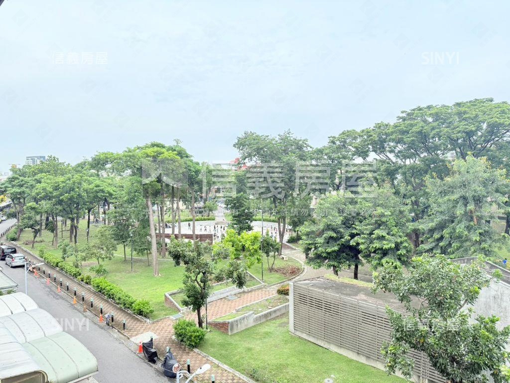 面公園學校面寬大地坪車墅房屋室內格局與周邊環境