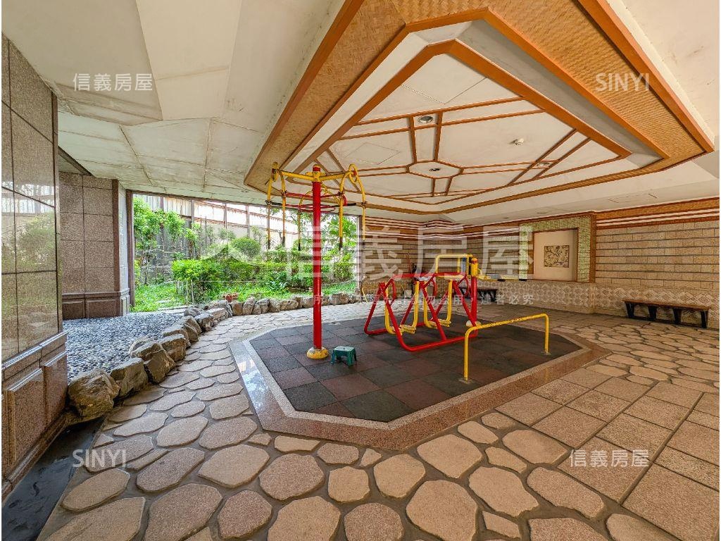 高樓海德堡俯瞰美景！房屋室內格局與周邊環境