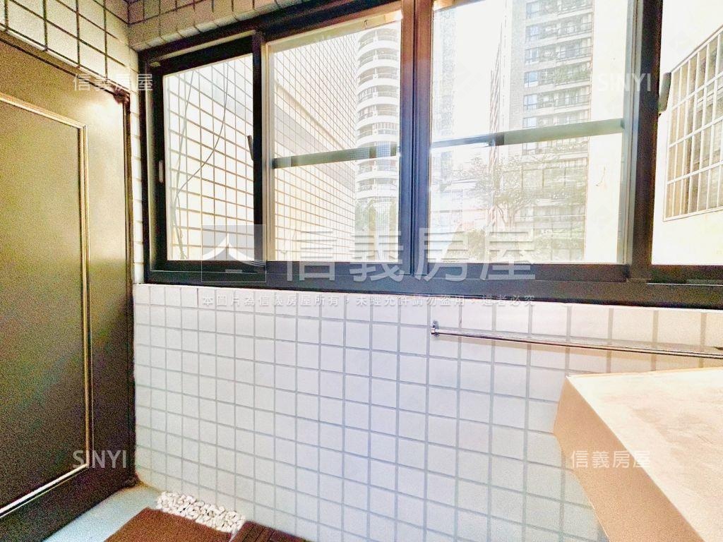 稀有釋出西屯三樓典雅公寓房屋室內格局與周邊環境