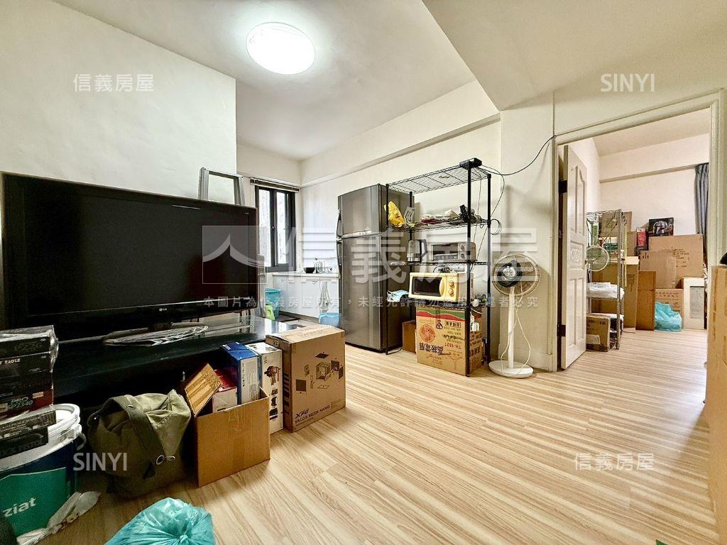 東區機能２房美居房屋室內格局與周邊環境