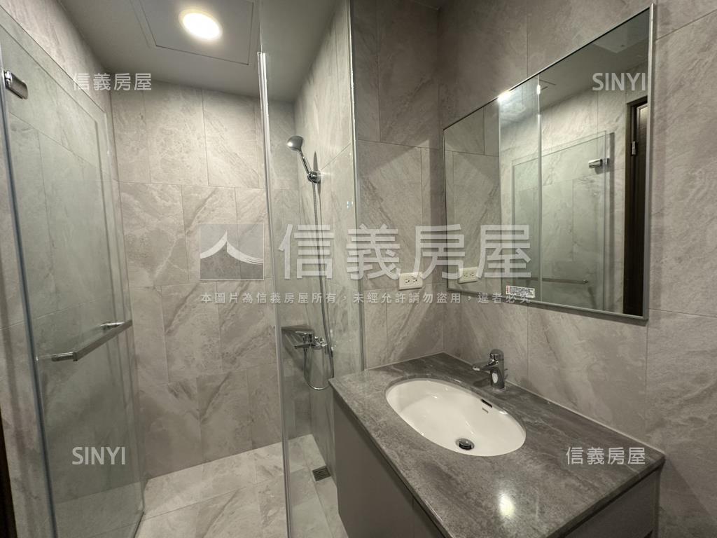 中洲ＯＮＥＰＡＲＫ有車位房屋室內格局與周邊環境