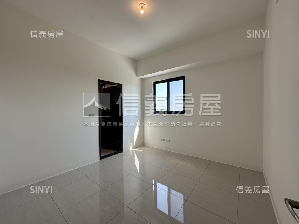 中洲ＯＮＥＰＡＲＫ有車位房屋室內格局與周邊環境