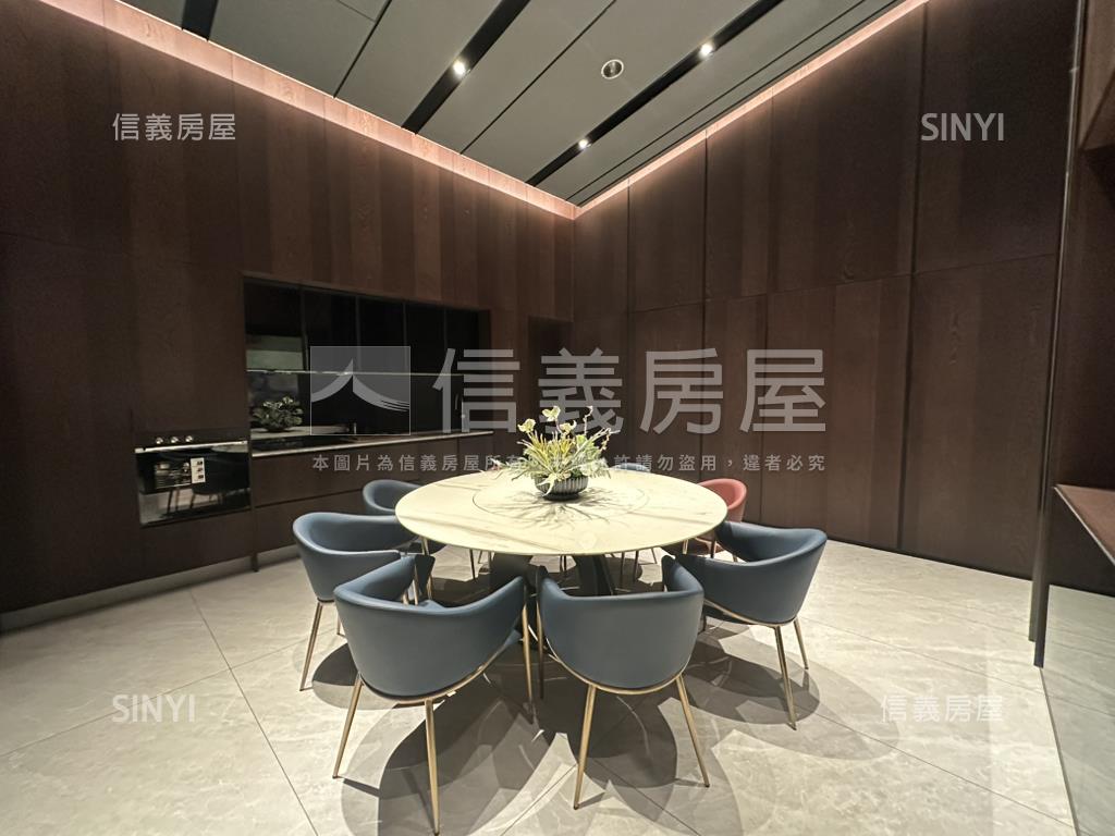 中洲ＯＮＥＰＡＲＫ有車位房屋室內格局與周邊環境