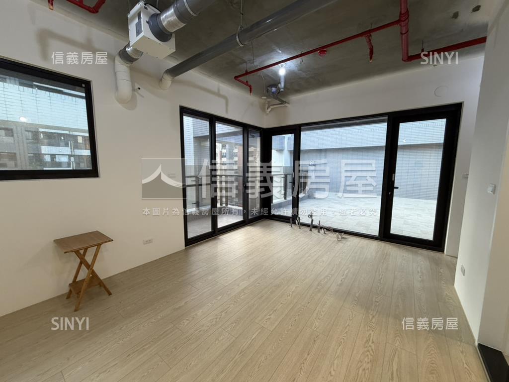 稀有！麗江星漾套房露臺戶房屋室內格局與周邊環境