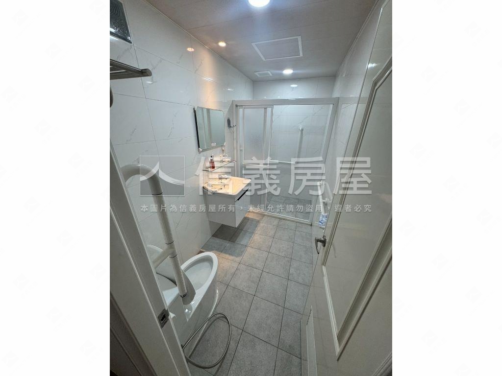 ㊣新豐臨路車庫透天房屋室內格局與周邊環境