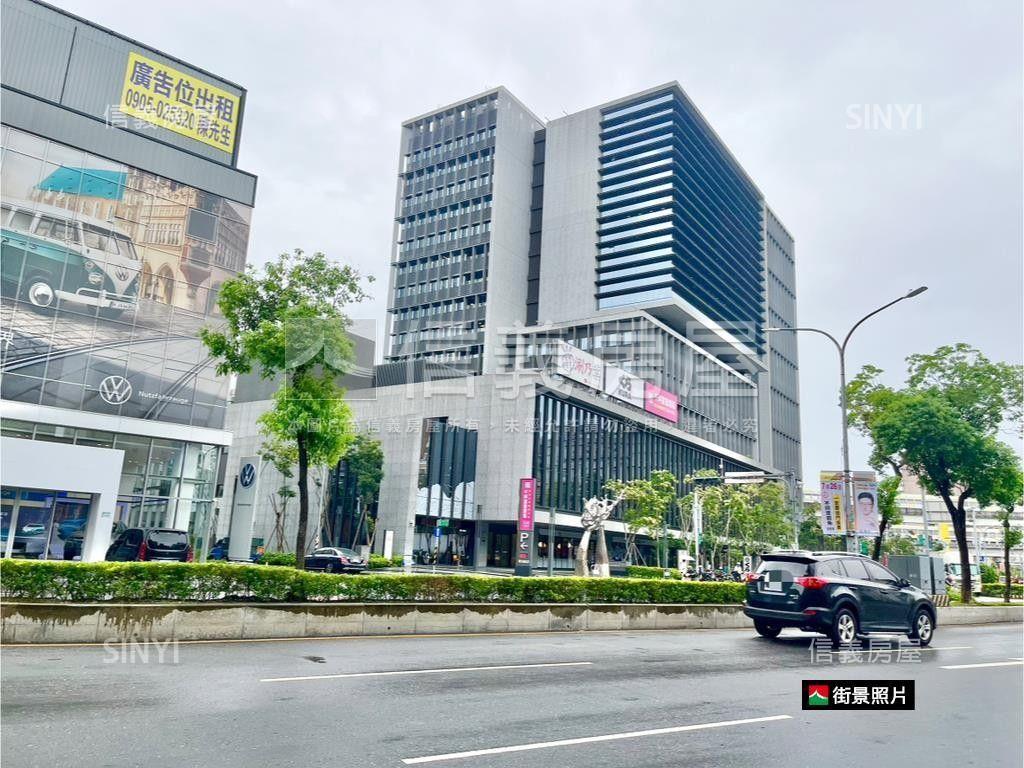 ＳＲＣ華隆經貿附車位房屋室內格局與周邊環境