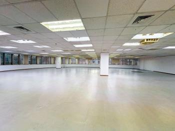 ＳＲＣ捷運華隆經貿附車位