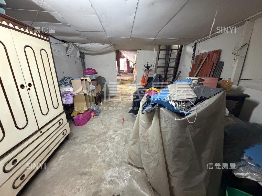 近大東捷運角地房屋室內格局與周邊環境