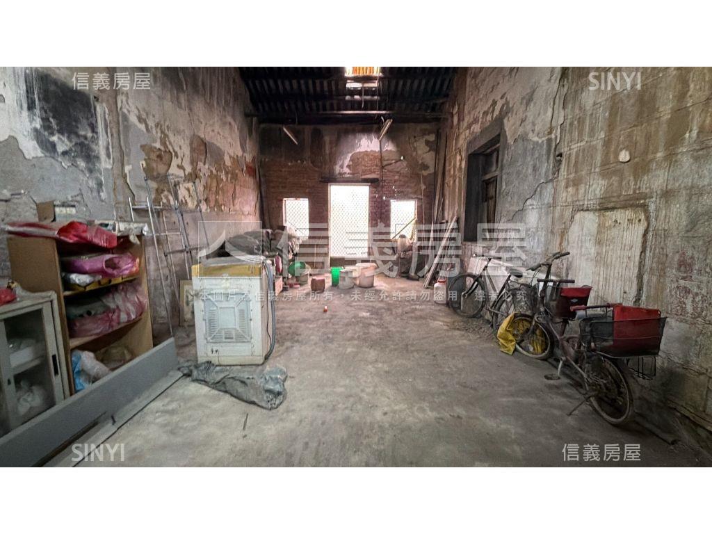 近大東捷運角地房屋室內格局與周邊環境