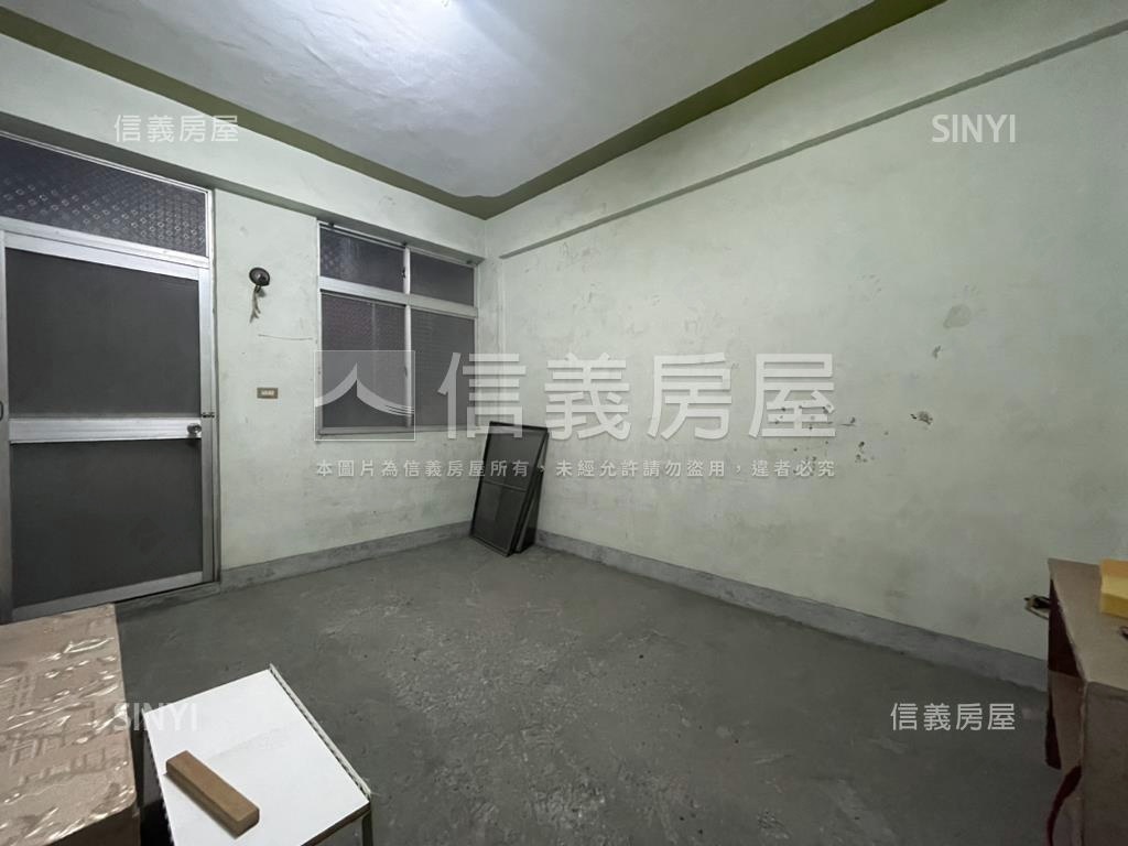 南區近利南市場透天房屋室內格局與周邊環境