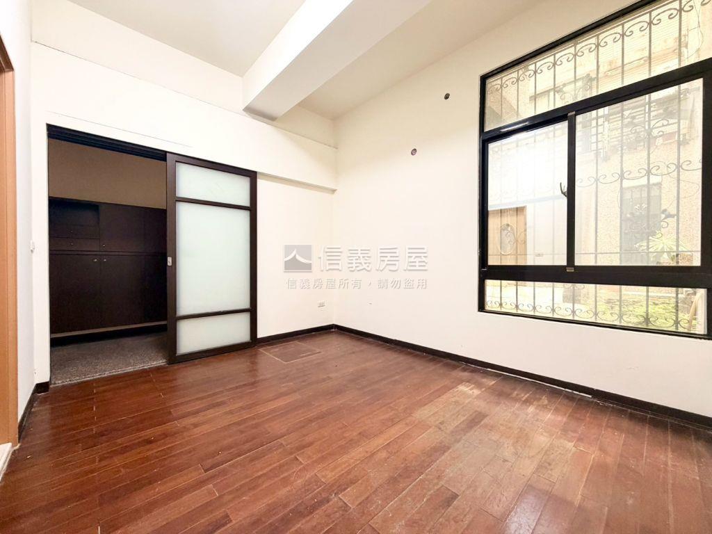 中西區｜湖美臻品雙車美墅房屋室內格局與周邊環境