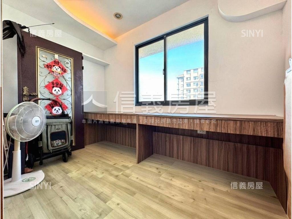 北屯次頂樓三房平車房屋室內格局與周邊環境