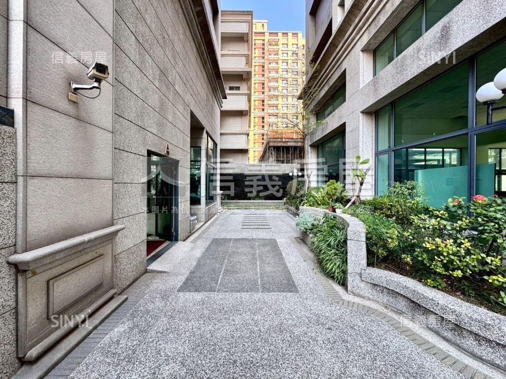 北屯次頂樓三房平車房屋室內格局與周邊環境