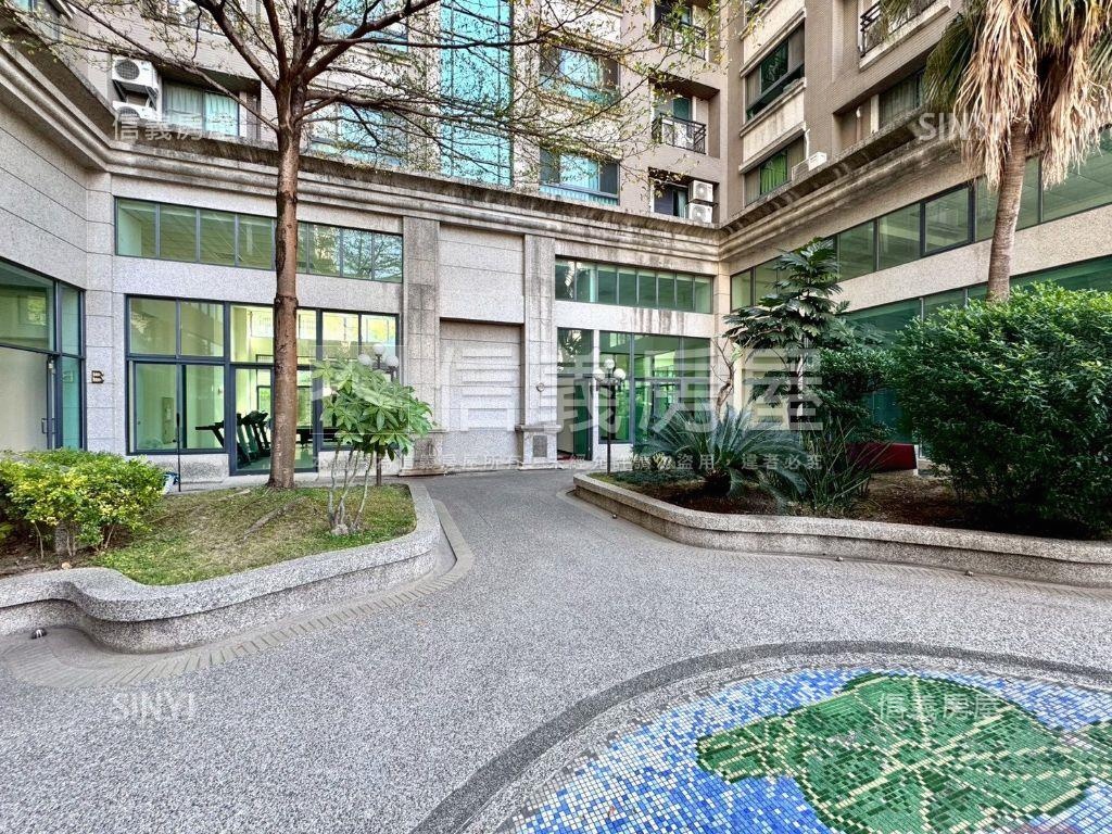 北屯次頂樓三房平車房屋室內格局與周邊環境