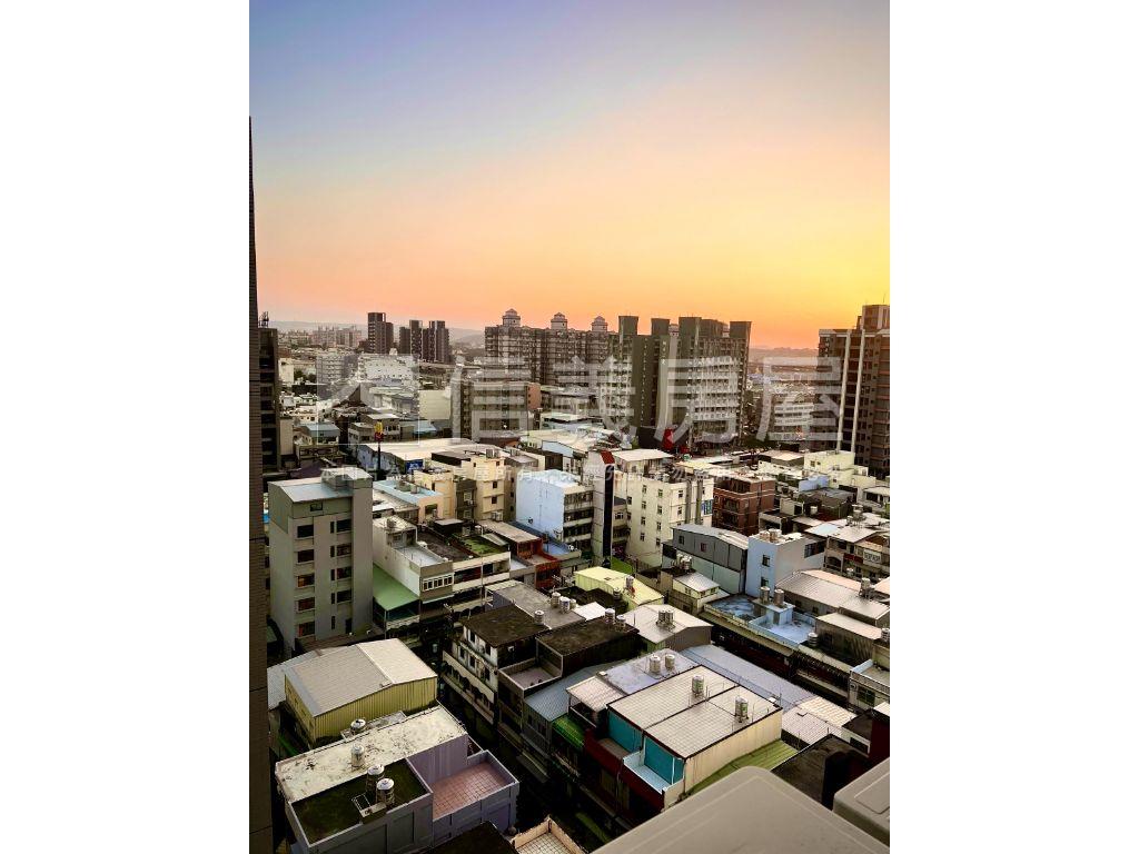 忻津知稀有景觀三房車位房屋室內格局與周邊環境