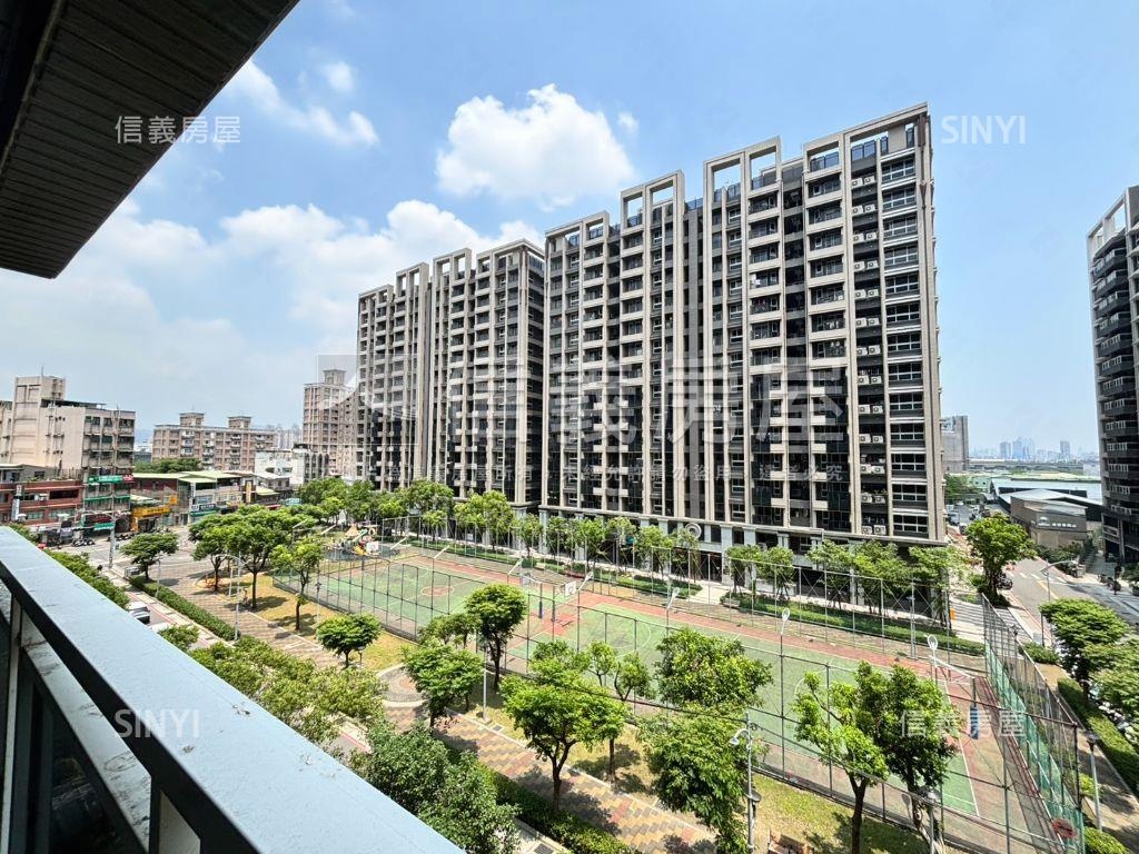 公園第一排綠景採光戶房屋室內格局與周邊環境