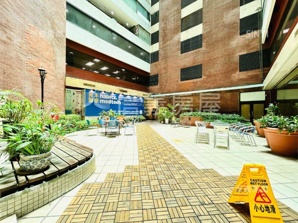 稀有低總建國北路高樓住辦房屋室內格局與周邊環境
