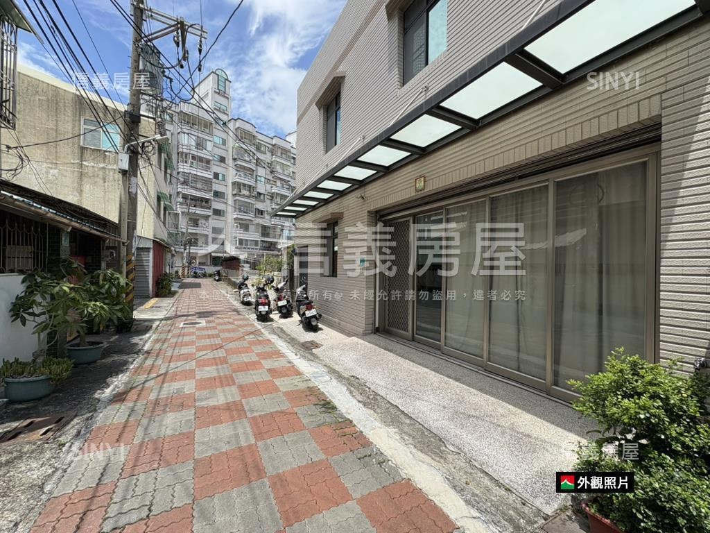 中正路面寬約９米房屋室內格局與周邊環境