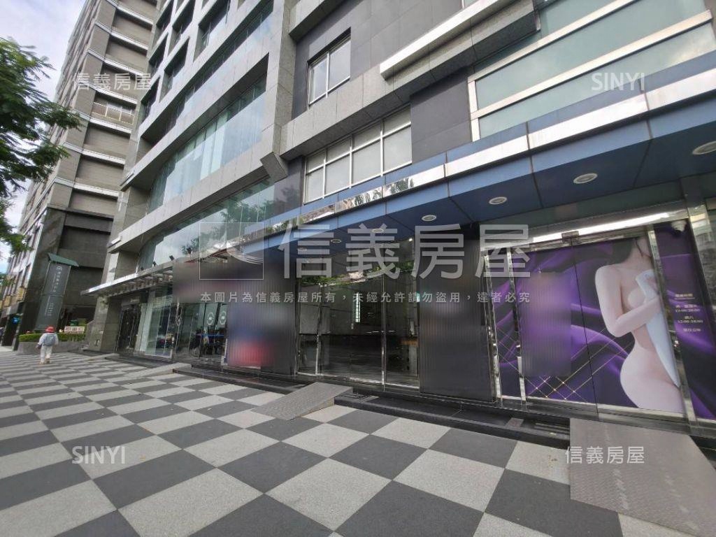 忠孝新生｜商業區寬店面房屋室內格局與周邊環境