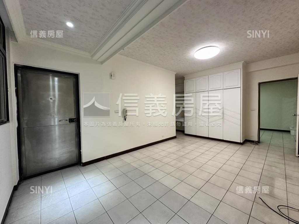 中興路方正公寓２樓房屋室內格局與周邊環境