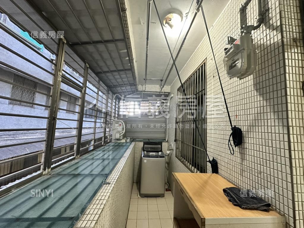 中興路方正公寓２樓房屋室內格局與周邊環境