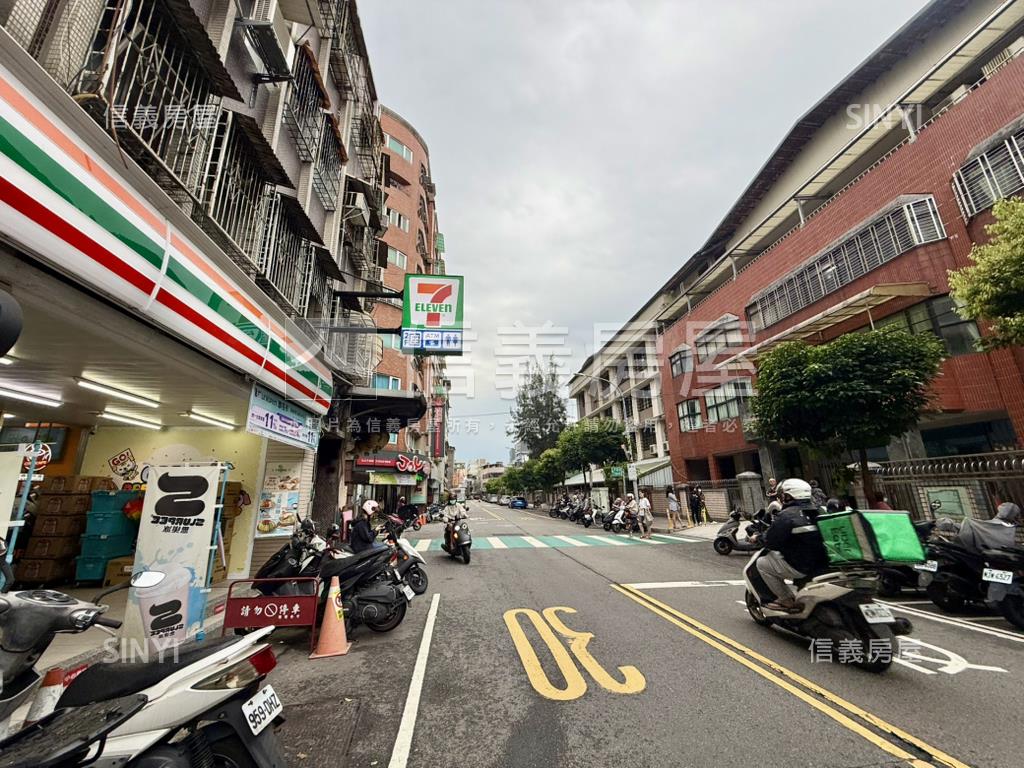 文林世家稀有大三房車位房屋室內格局與周邊環境
