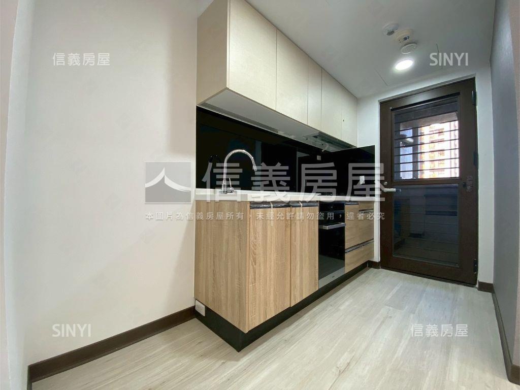 豐盛之城全新裝潢兩房車位房屋室內格局與周邊環境