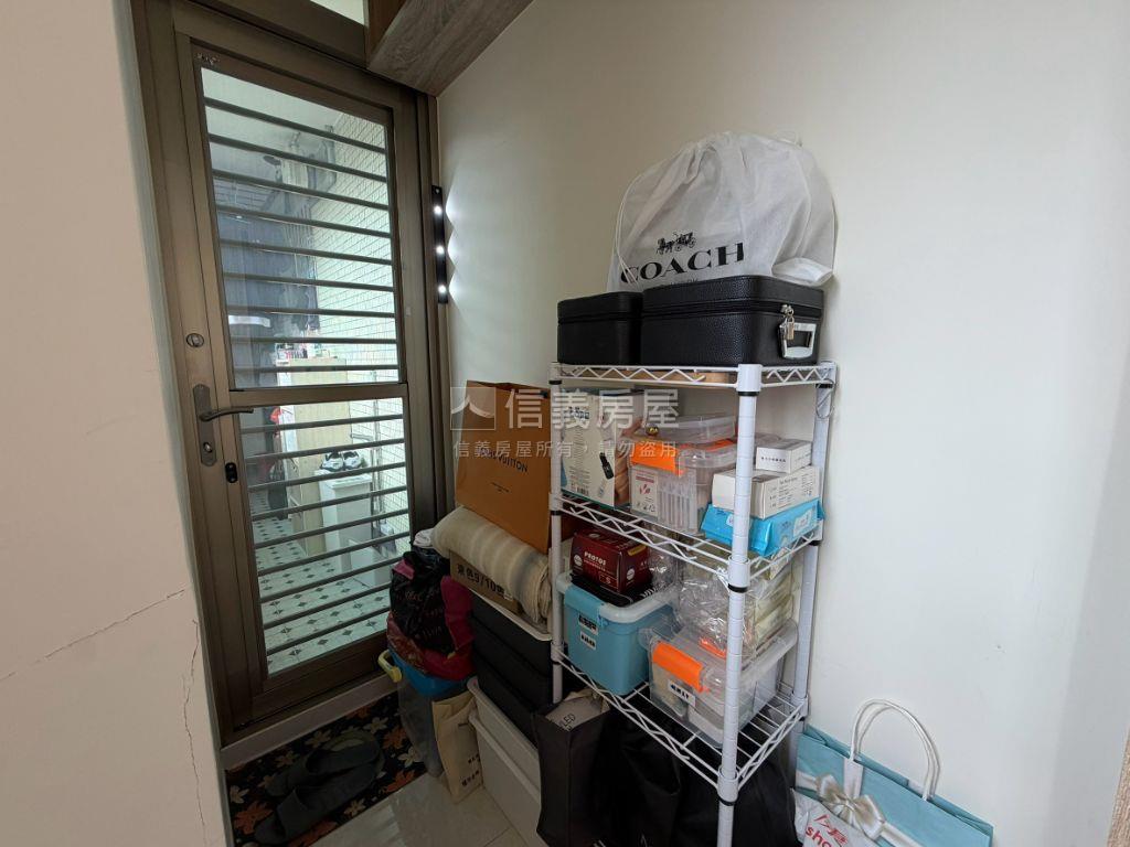 近善導寺站兩房美華廈房屋室內格局與周邊環境