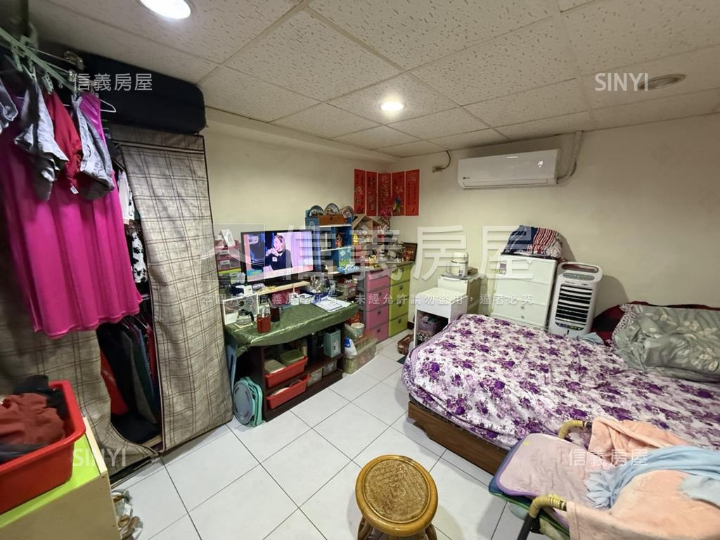 金貴大樓收租寶房屋室內格局與周邊環境