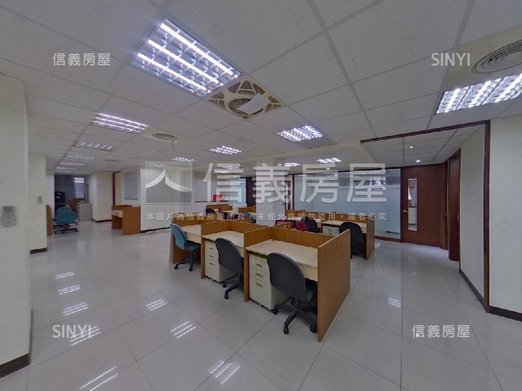 竹林霸氣三角窗房屋室內格局與周邊環境