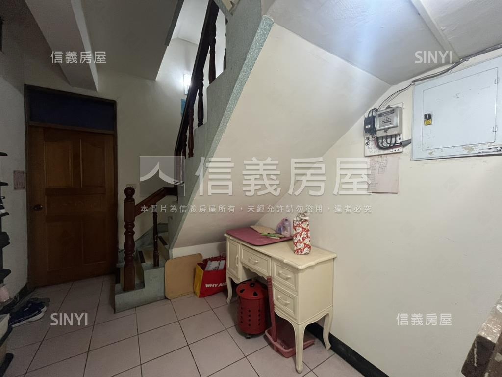 桃園社區型透天房屋室內格局與周邊環境