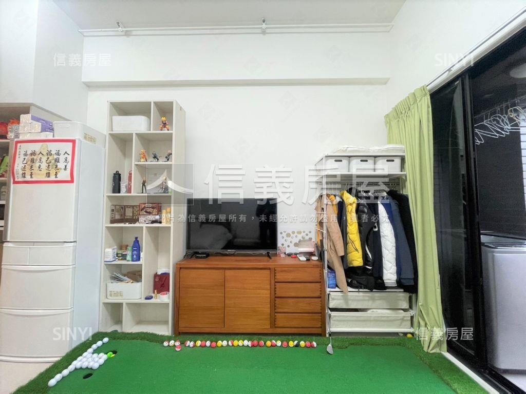 近長榮河景美套房房屋室內格局與周邊環境