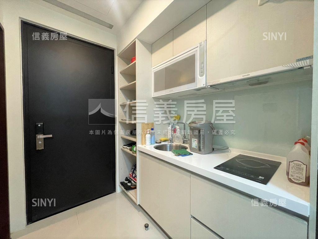 近長榮河景美套房房屋室內格局與周邊環境