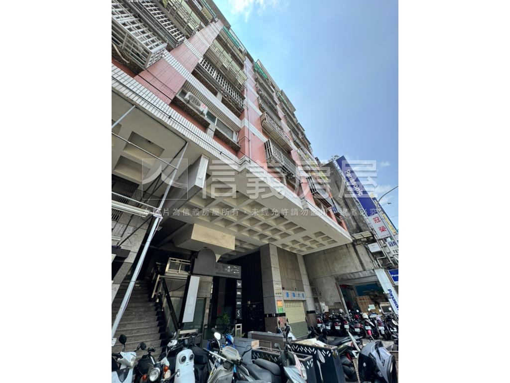 逢甲精華地段收租三大套房屋室內格局與周邊環境