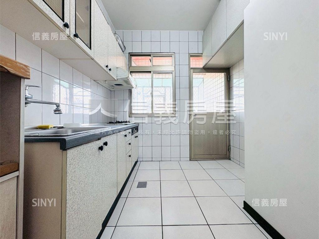 東輝邊間明亮３房房屋室內格局與周邊環境