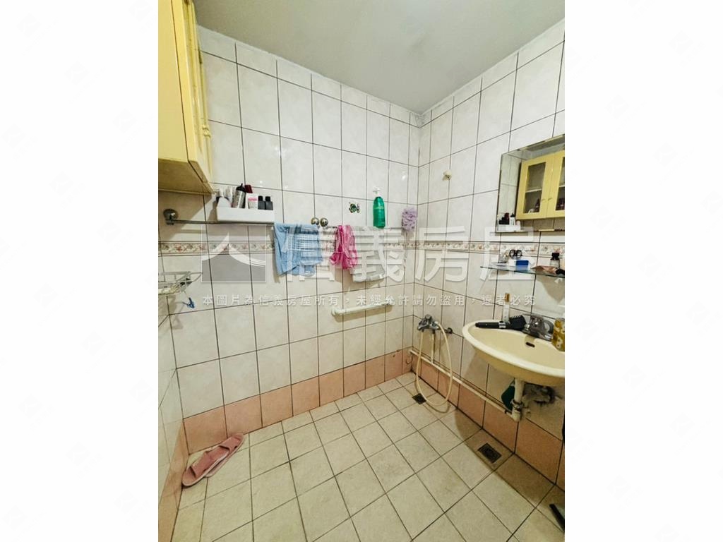 博愛興雅免爬高國泰美寓房屋室內格局與周邊環境