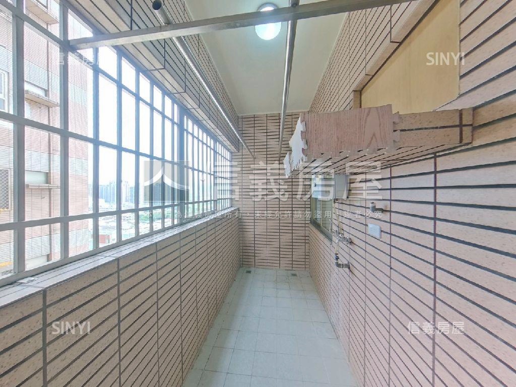 新中元年高樓四房美宅房屋室內格局與周邊環境