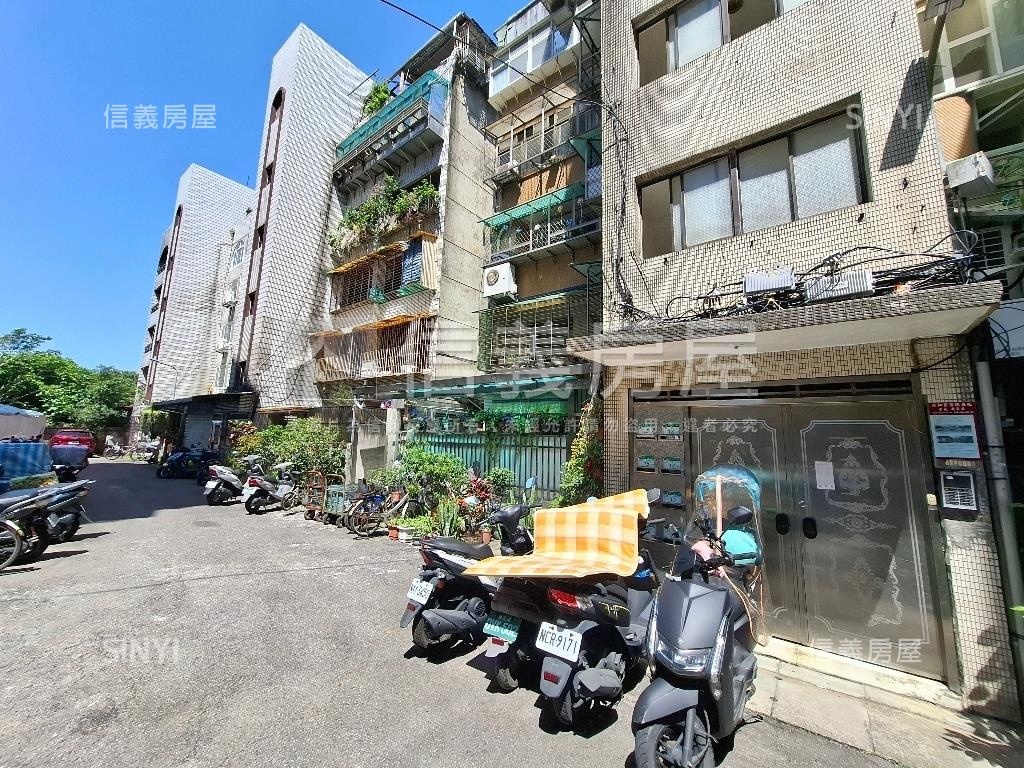 捷運全面採光漂亮公寓房屋室內格局與周邊環境