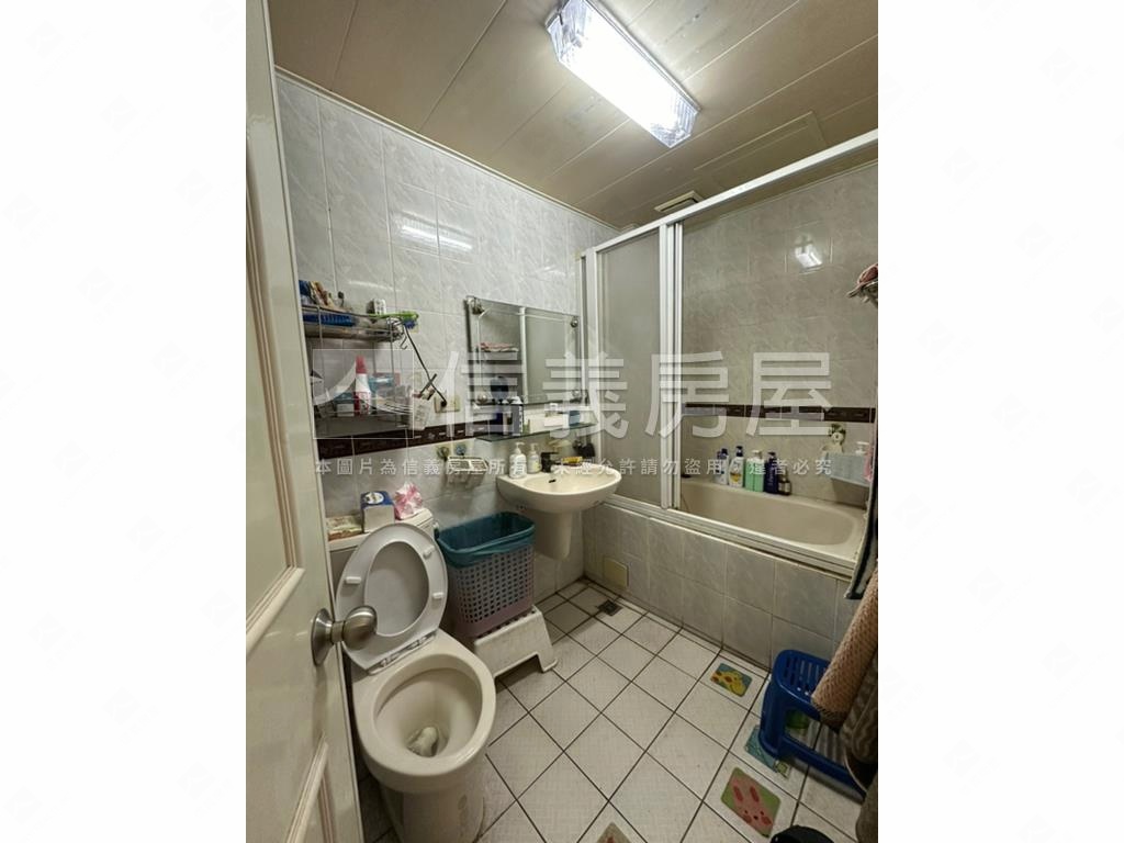 埔西街臨路透天房屋室內格局與周邊環境
