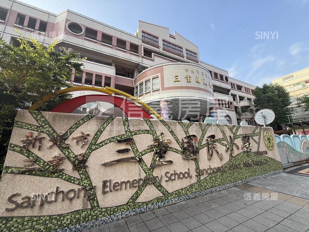 【長壽街】稀有三角窗店面房屋室內格局與周邊環境